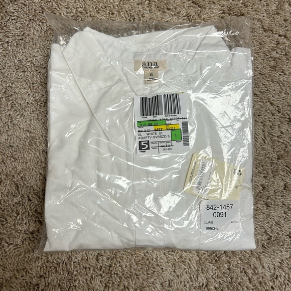 a.n.a Womens Long Sleeve Oversized Button-Down Shirt - Picture 3 of 5